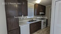 2221 S Prairie Ave photo'