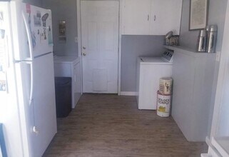 1204 S Fern St in Stillwater, OK - Foto de edificio - Building Photo