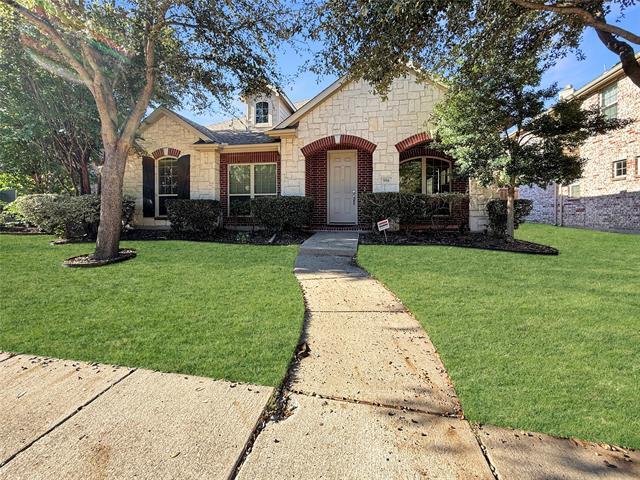 906 Cougar Dr in Allen, TX - Building Photo