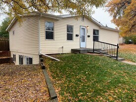 705 Maple St, Unit A in Fort Collins, CO - Building Photo