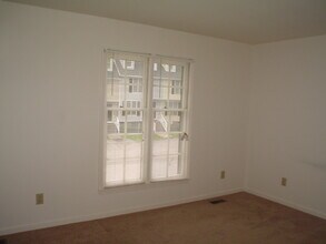 3614 Plumbridge Ct in Raleigh, NC - Building Photo - Building Photo