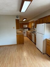 407 Meadowmere Dr in Ashland, MO - Building Photo - Building Photo