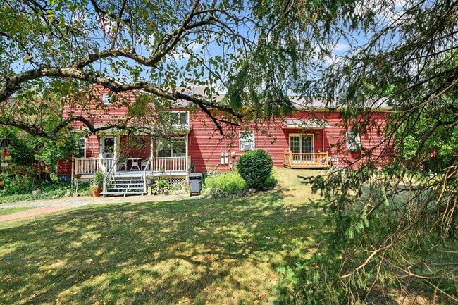property at 1574 NY-17K