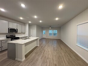 56 Valiant Ridge Trail in Magnolia, TX - Building Photo - Building Photo