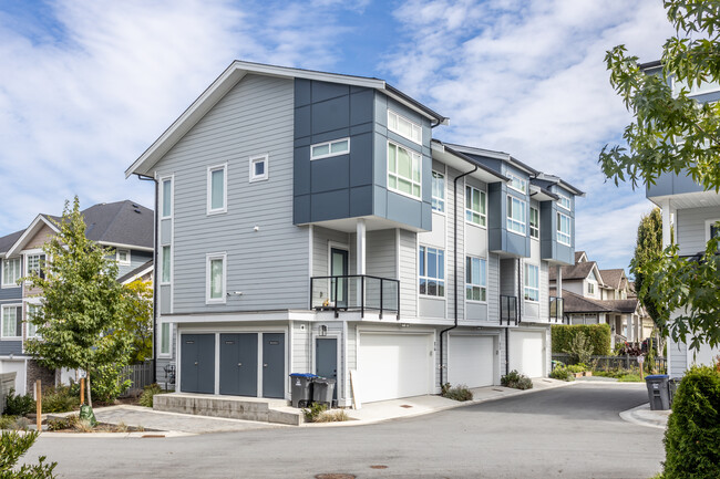 Avery I in Surrey, BC - Building Photo - Building Photo