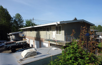 East View Apartments in Kent, WA - Building Photo - Building Photo