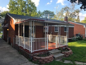 924 E Windemere Ave in Royal Oak, MI - Building Photo - Building Photo
