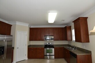 70 Summer Hill Ct in Richmond Hill, GA - Building Photo - Building Photo