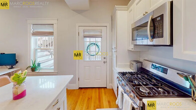 61 Havre St, Unit 2 in Boston, MA - Foto de edificio - Building Photo