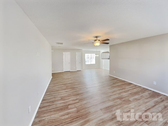 933 Mailwood Dr in Knightdale, NC - Building Photo - Building Photo