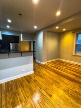 2152 W Division St in Chicago, IL - Building Photo - Building Photo
