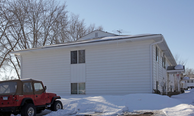 Centennial & Heritage Apartments in Farmington, MN - Building Photo - Building Photo