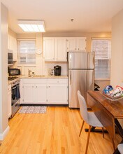 23 Jay St, Unit B in Cambridge, MA - Foto de edificio - Building Photo