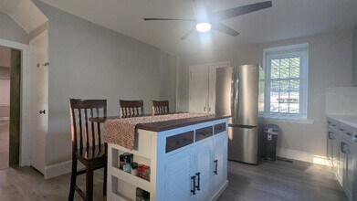 2848 E High St in Sanatoga, PA - Building Photo - Building Photo