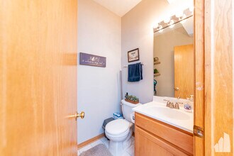 1401 N Artesian Ave, Unit #  01 in Chicago, IL - Building Photo - Building Photo