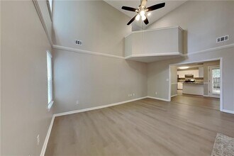 3366 English Oaks Dr NW in Kennesaw, GA - Building Photo - Building Photo