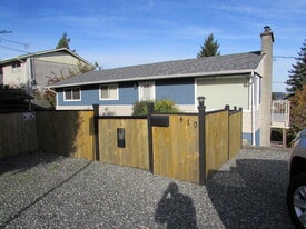 410 Larch St in Nanaimo, BC - Building Photo