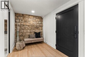 247 Brock St in Amherstburg, ON - Building Photo - Building Photo