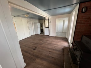 2000 E Frontier Ave in Flagstaff, AZ - Building Photo - Building Photo