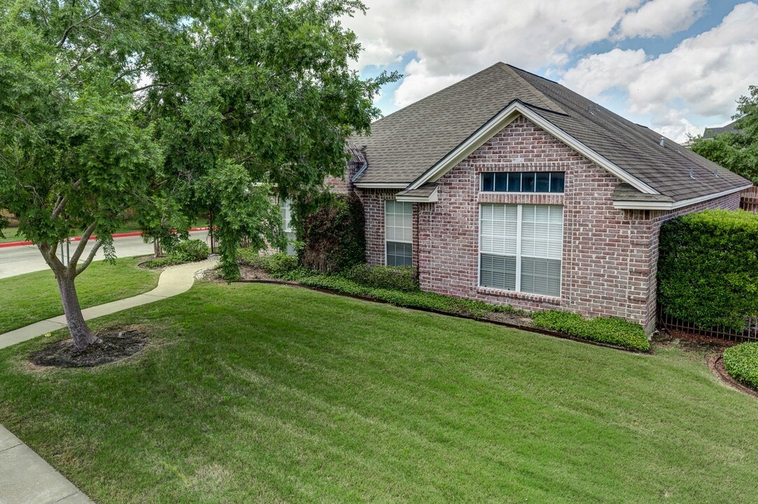 903 Lincoln Ave in College Station, TX - Building Photo