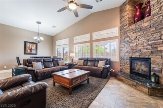 5581 Exotic Rosette Ave in Las Vegas, NV - Building Photo - Building Photo