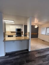 2609 Westberry Dr, Unit Westberry Village Condominium in Santa Rosa, CA - Building Photo - Building Photo