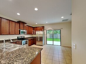 235 Buck Run Way in St. Augustine, FL - Foto de edificio - Building Photo