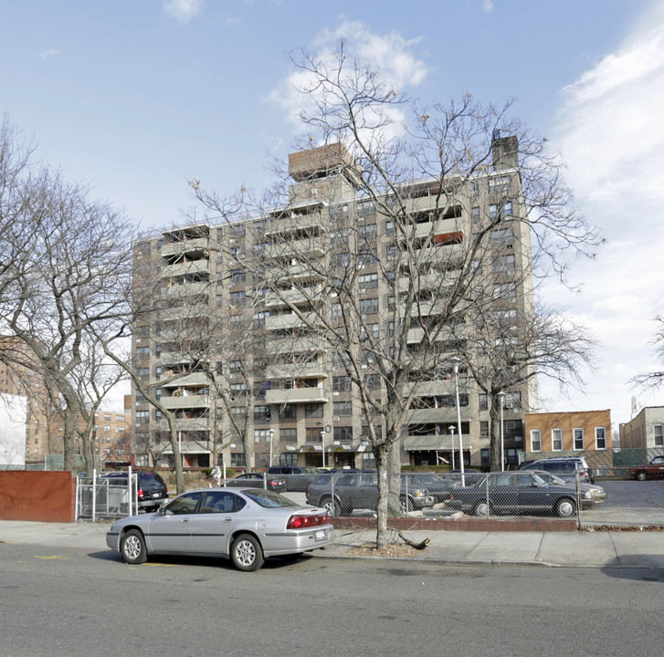 Stratford Towers in Bronx, NY - Building Photo