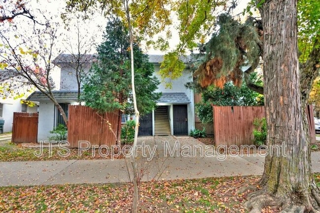 property at 2000 G St