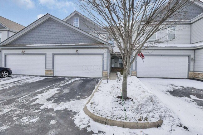 550 Redwood Ln in Lewis Center, OH - Building Photo - Building Photo