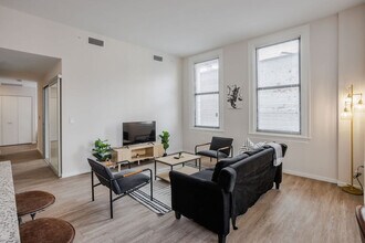 1 W 4th St in Cincinnati, OH - Foto de edificio - Building Photo