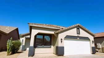 28057 N Quartz Dr in Queen Creek, AZ - Building Photo