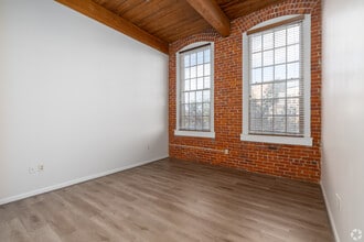 Dennison Bishop in Framingham, MA - Building Photo - Building Photo