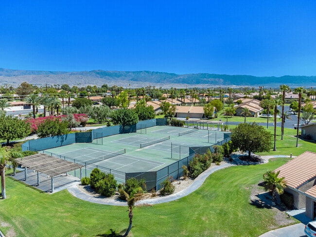 79292 S Sunset Ridge Dr, Unit Tranquil La Quinta Home in La Quinta, CA - Building Photo - Building Photo