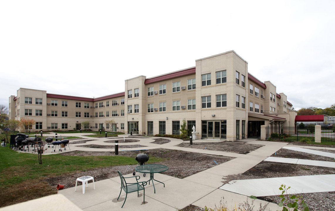 St. Anne's Senior Community in Minneapolis, MN - Foto de edificio