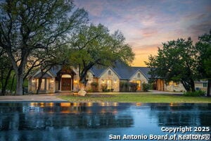 property at 1931 Havenwood Blvd