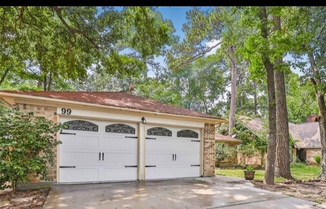 property at 99 N Deerfoot Cir