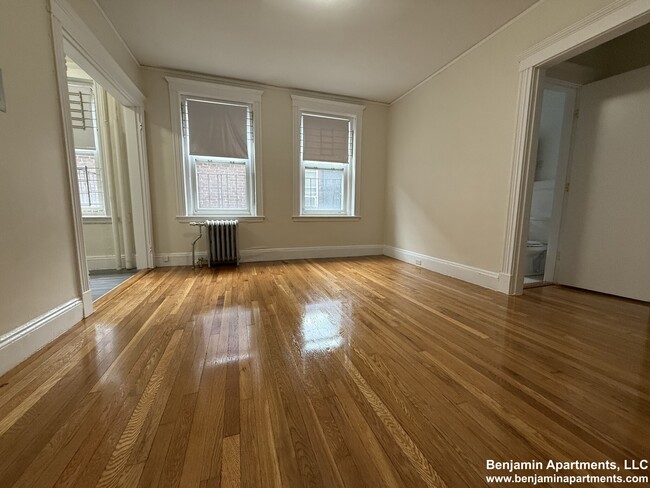 165 Park Dr, Unit 30 in Boston, MA - Building Photo - Building Photo