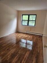 84-12 98th St in Queens, NY - Building Photo - Building Photo