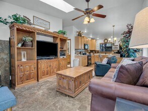 4842 Medina Way in Flagstaff, AZ - Building Photo - Building Photo