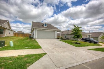 2728 Evening Side Ct in Fort Worth, TX - Building Photo - Building Photo