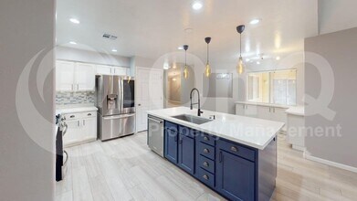 7634 S Wildberry Ave in Tucson, AZ - Building Photo - Building Photo