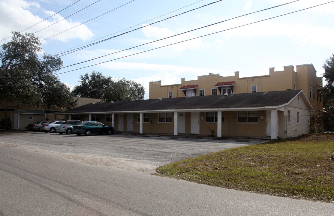 602 Tampania Ave in Tampa, FL - Foto de edificio