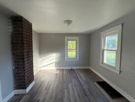 227 Idylwild St NE in Warren, OH - Building Photo