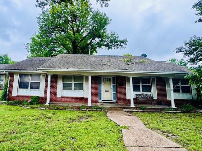 property at 7006 E 52nd Pl