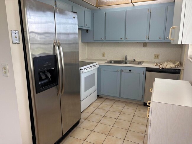 property at 186 Dorset E