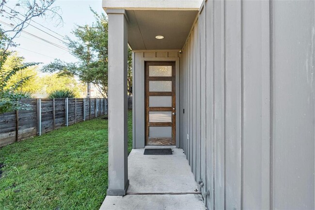 6409 Berkman Dr in Austin, TX - Building Photo - Building Photo