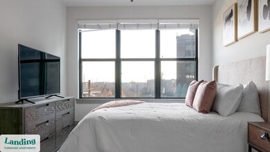 930 Howell Mill Rd NW, Unit 1316 in Atlanta, GA - Foto de edificio - Building Photo