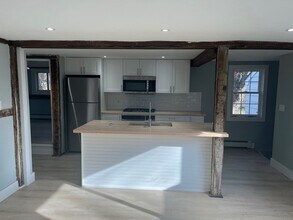 434 Hurlbutt St in Wilton, CT - Building Photo - Building Photo