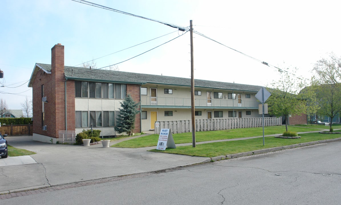 1906 W Pacific Ave in Spokane, WA - Foto de edificio